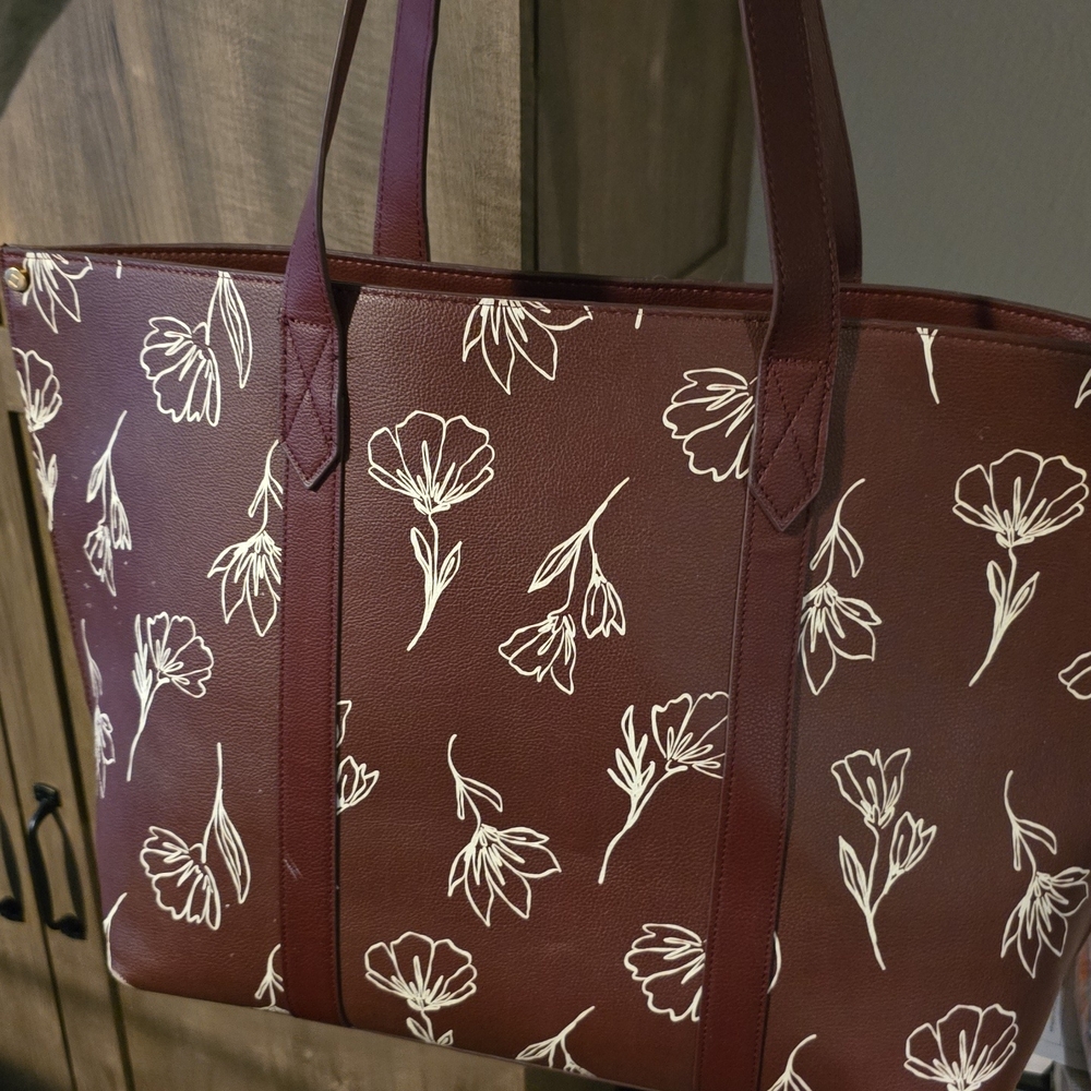 LOW START Thirty-One Floral Burgundy Tote Bag